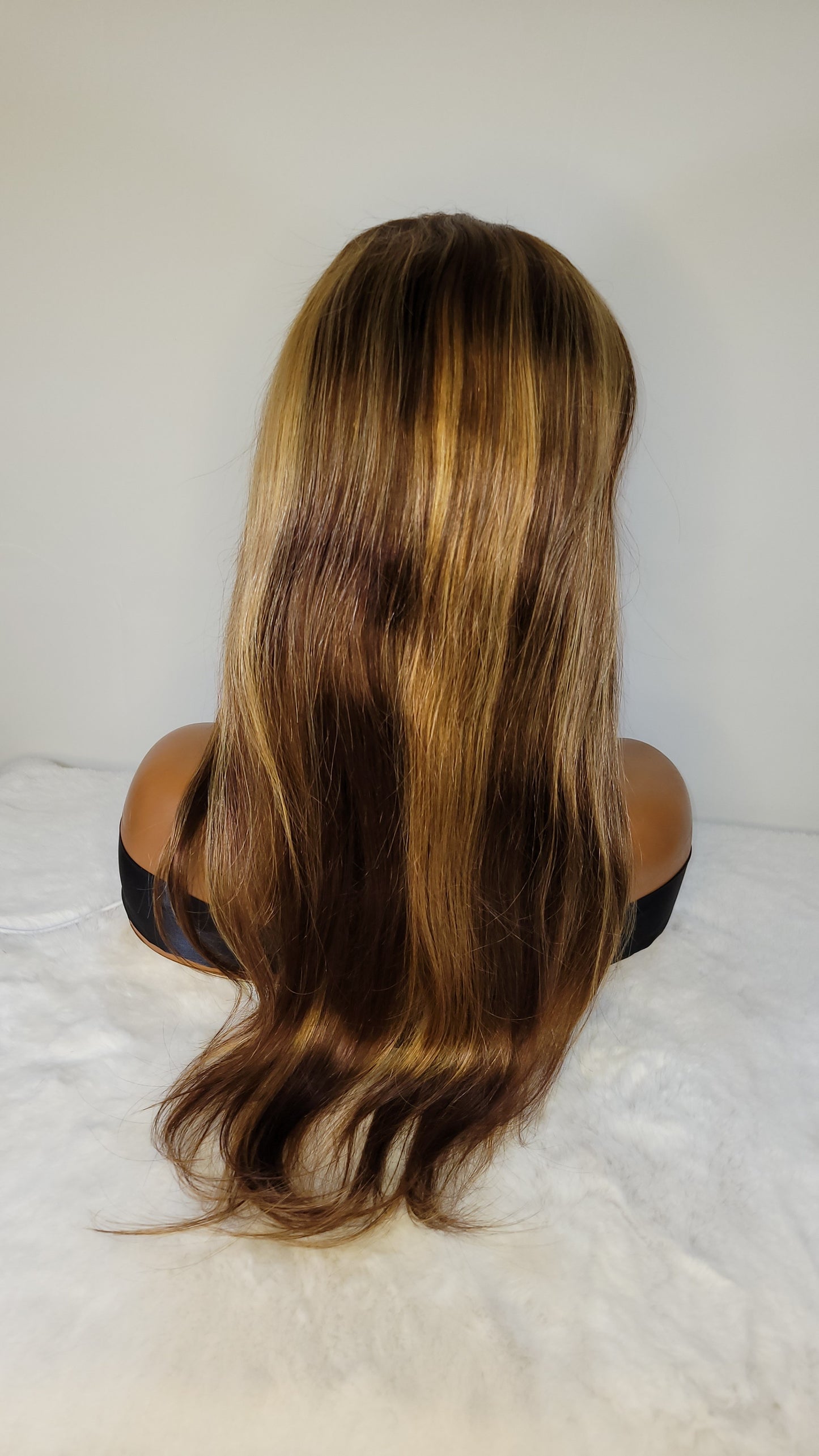 13X4 HIGHLIGHTED STRAIGHT TRANSPARENT LACE FRONTAL WIG